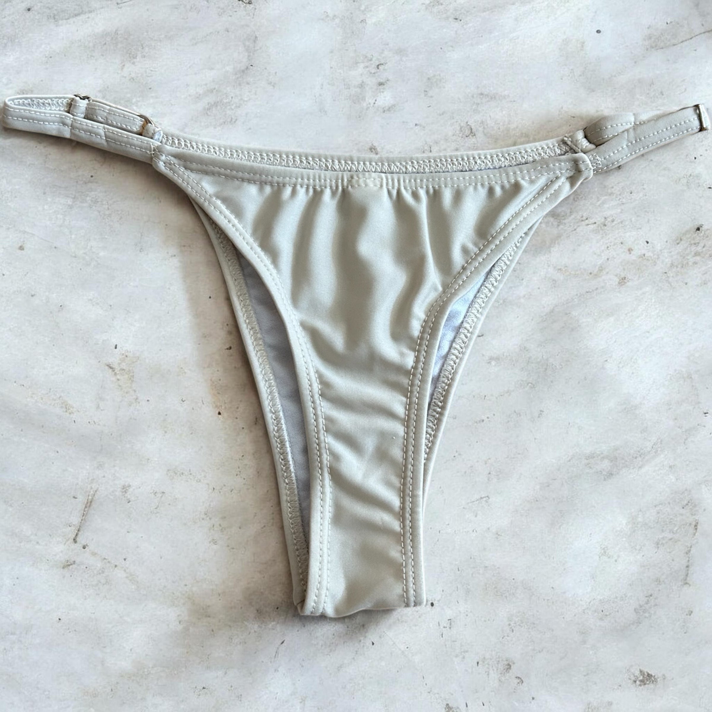 Bikini Arena Beige